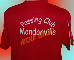 Logo du club du Tennis club de Mondonville floqué sur des t-shirts par ATOUT BROD Toulouse, Mondonville