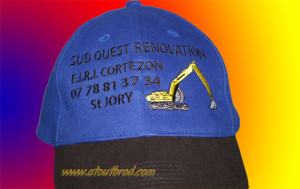 Logo brodé sur une casquette, réalisés par Atout Brod,Toulouse, Mondonville